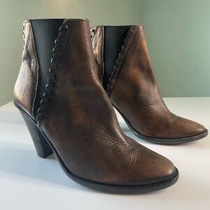 Matisse Cooper Brown Black Leather Upper Ankle Boots Winter Booties Sz 9